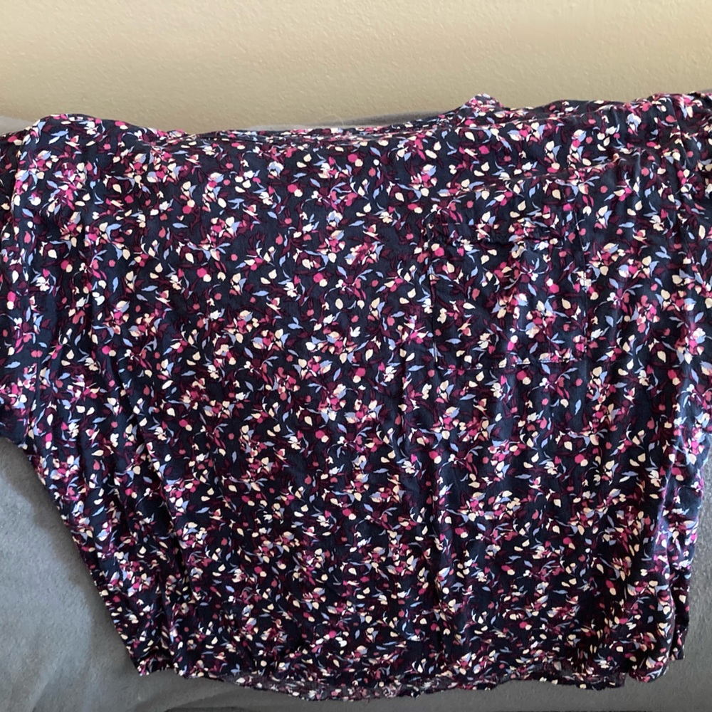 Women’s top.